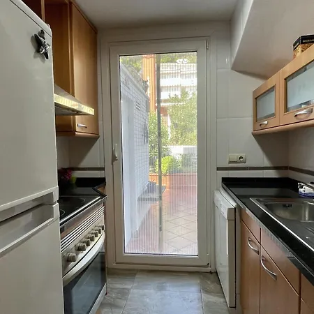 Torroella 89 Bx-2 Appartement *
